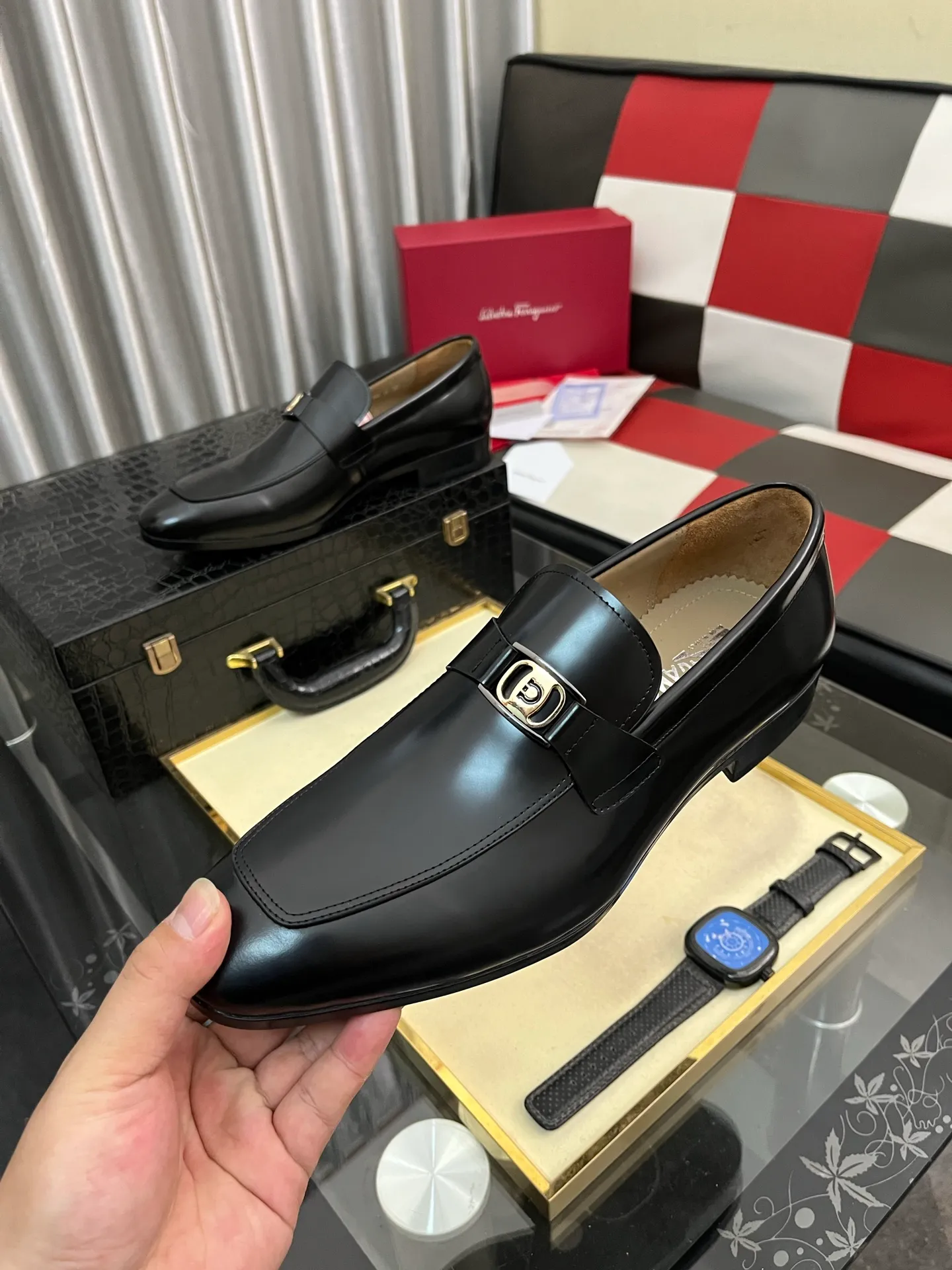 Men's shoes 💰: 600⌚️⌚️【Salvatore Ferragamo】Ferragamo business leather shoes, 1:1 top purchasing quality, imported selected original calfskin for the uppers, imported original water-dyed cowhide for the inner feet, imported original 1:1 customized Italian handmade lightweight foam outsole, code number: 38-44 (45 custom-made)